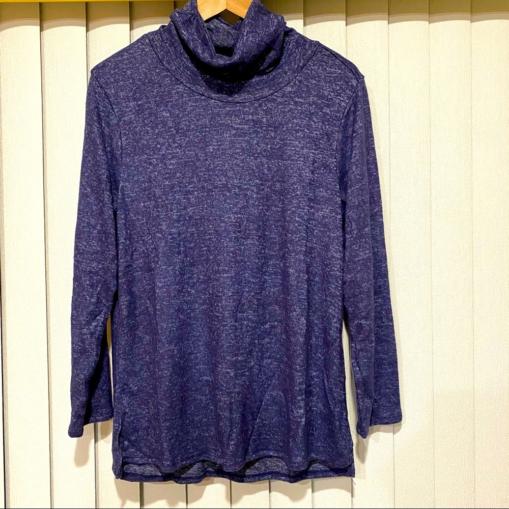 Bobeau cowl neck long sleeve top / built in mask